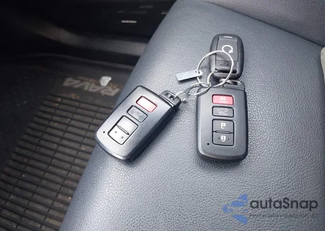 2016 Toyota Rav4 Limited из США, поврежденный, VIN 2T3DFREV0GW458443